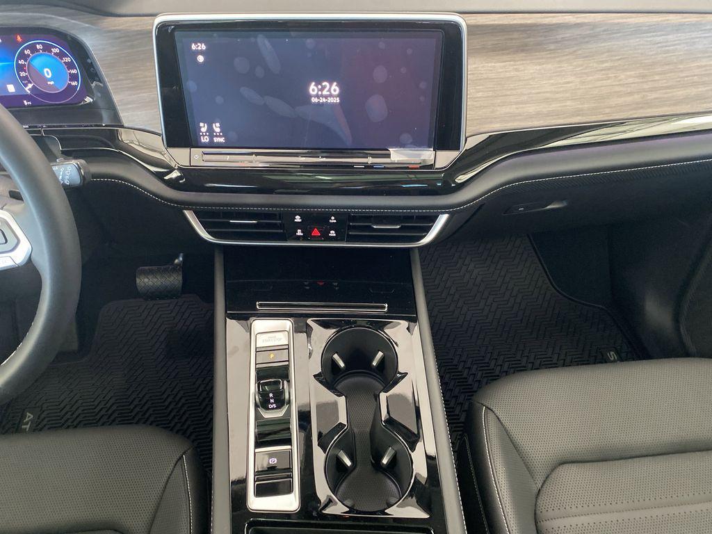 new 2025 Volkswagen Atlas car, priced at $47,631