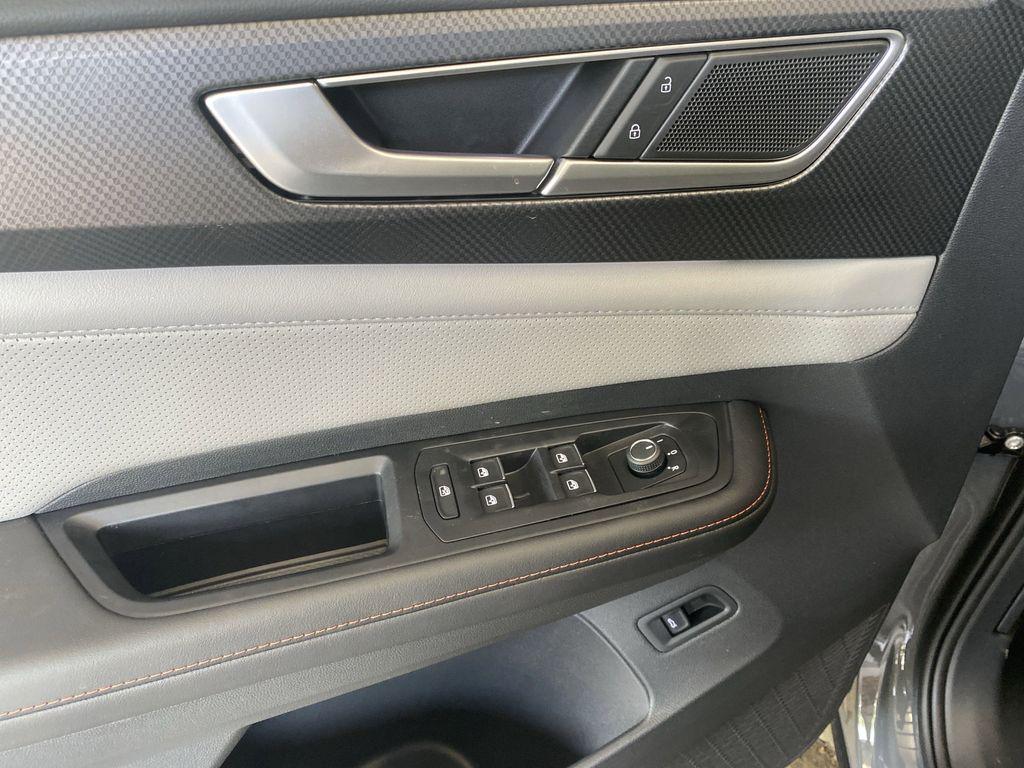 new 2025 Volkswagen Atlas car, priced at $46,671