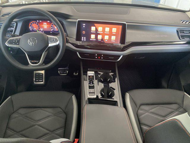 new 2025 Volkswagen Atlas car, priced at $50,171