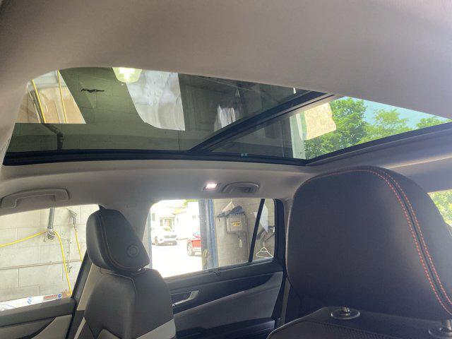 new 2025 Volkswagen Atlas car, priced at $50,171