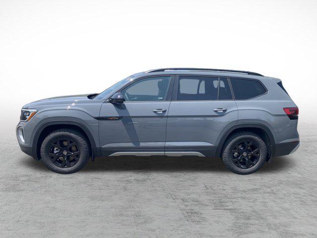 new 2025 Volkswagen Atlas car, priced at $50,171
