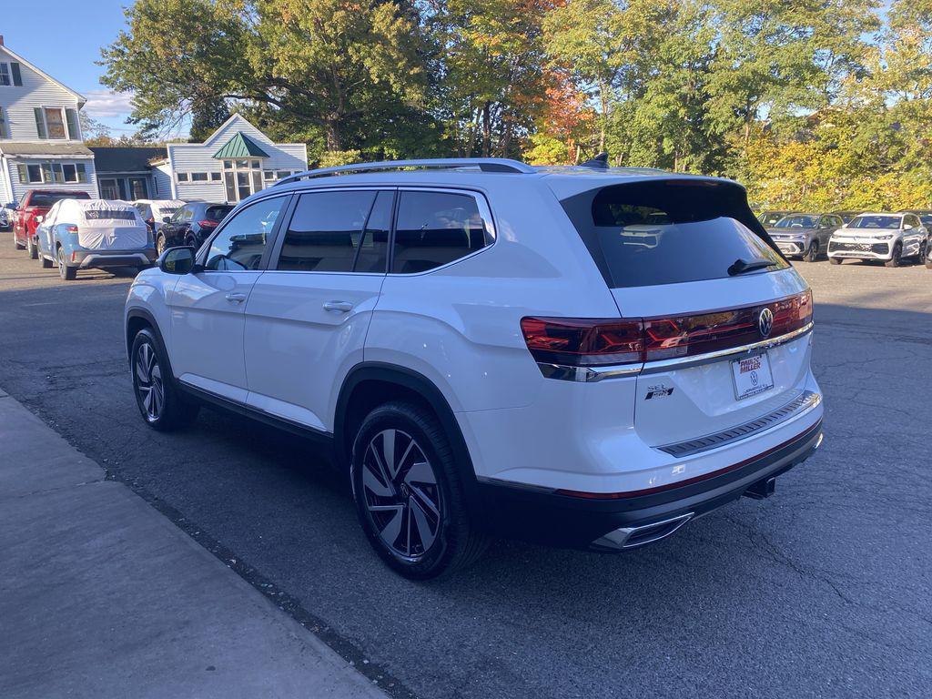new 2026 Volkswagen Atlas car, priced at $52,671