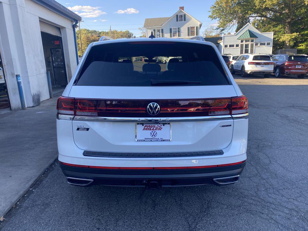 new 2026 Volkswagen Atlas car, priced at $52,671