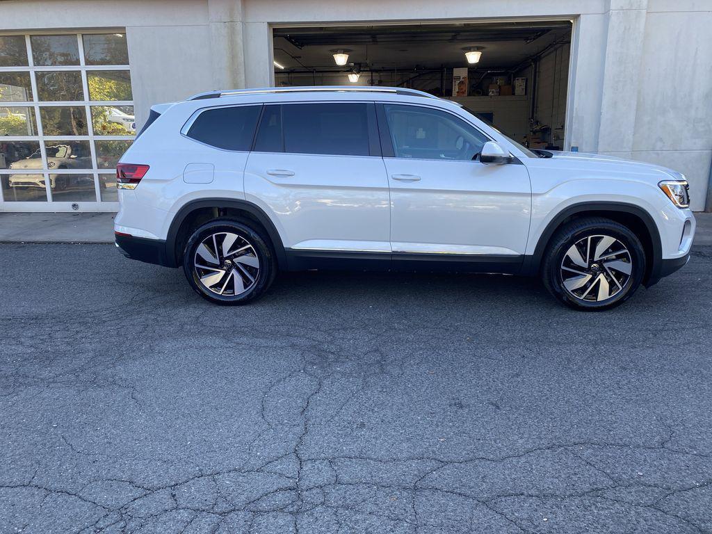 new 2026 Volkswagen Atlas car, priced at $52,671