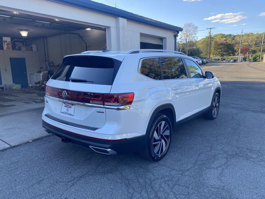 new 2026 Volkswagen Atlas car, priced at $52,671
