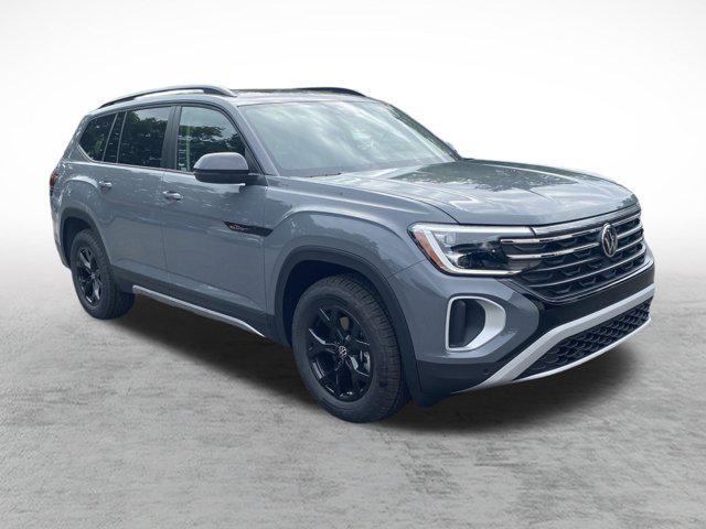new 2025 Volkswagen Atlas car, priced at $49,406