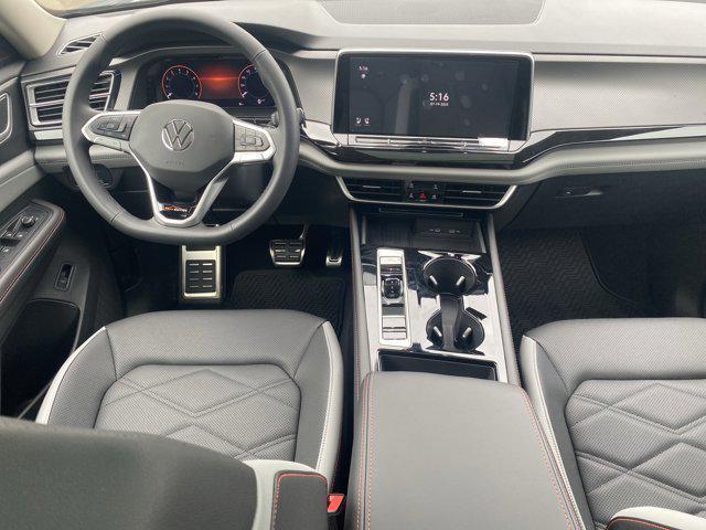 new 2025 Volkswagen Atlas car, priced at $49,406