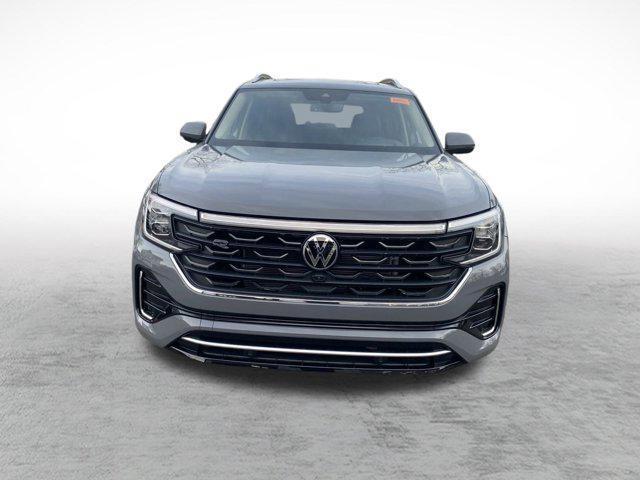 new 2025 Volkswagen Atlas car, priced at $57,056