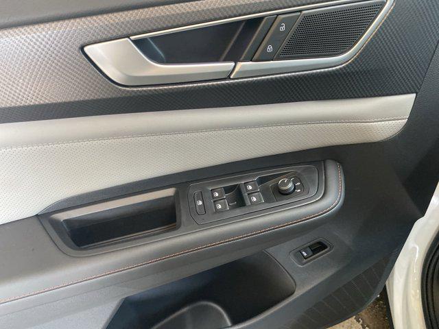 new 2025 Volkswagen Atlas car, priced at $49,646