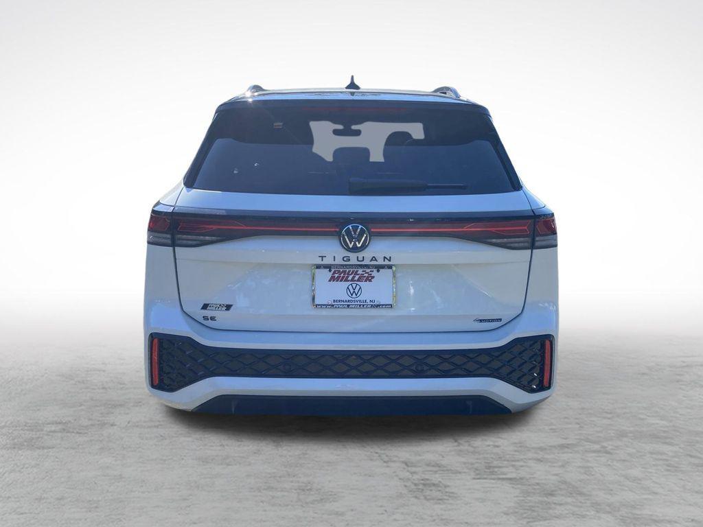 new 2025 Volkswagen Tiguan car, priced at $39,181
