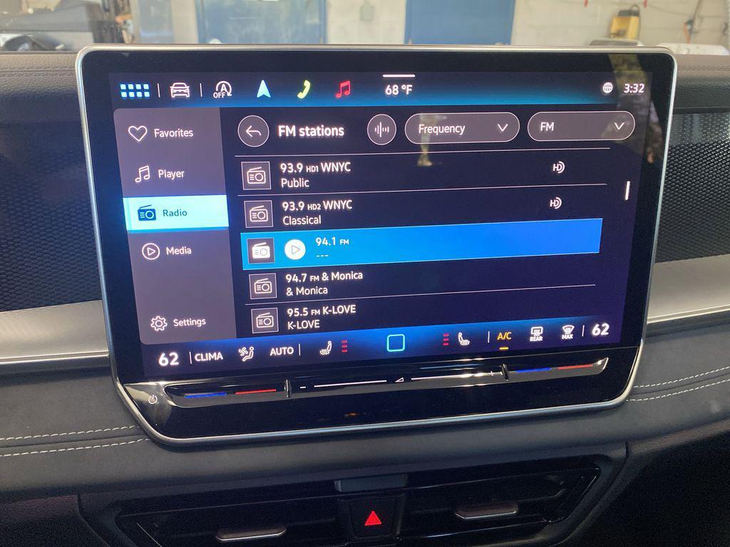 new 2025 Volkswagen Tiguan car, priced at $39,181