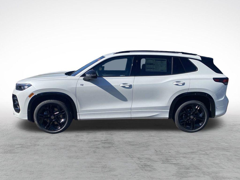 new 2025 Volkswagen Tiguan car, priced at $39,181