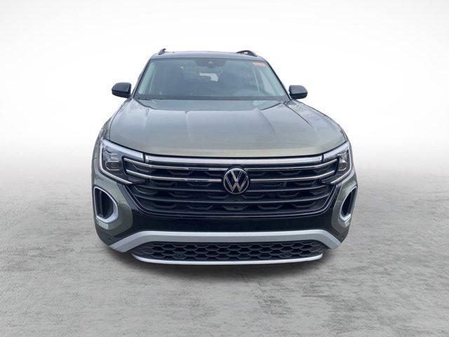 new 2025 Volkswagen Atlas car, priced at $48,646