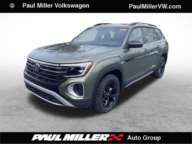new 2025 Volkswagen Atlas car, priced at $48,646