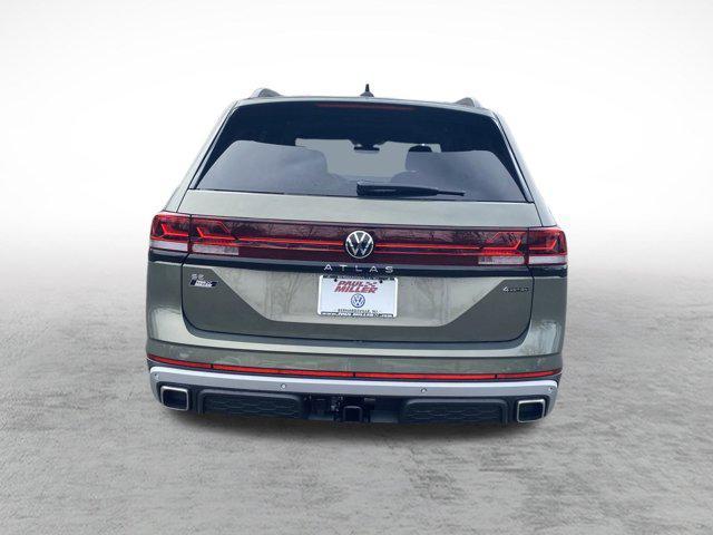 new 2025 Volkswagen Atlas car, priced at $48,646