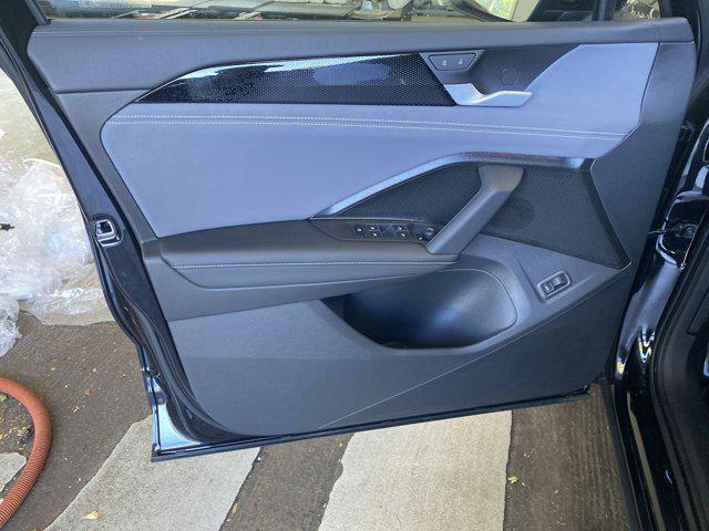 new 2025 Volkswagen Tiguan car, priced at $39,081