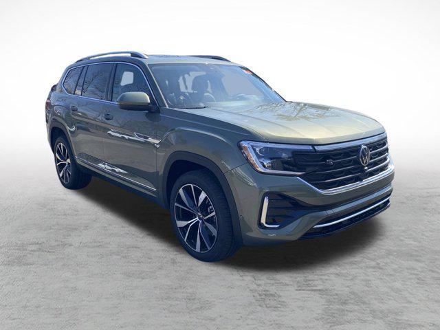 new 2025 Volkswagen Atlas car, priced at $55,136