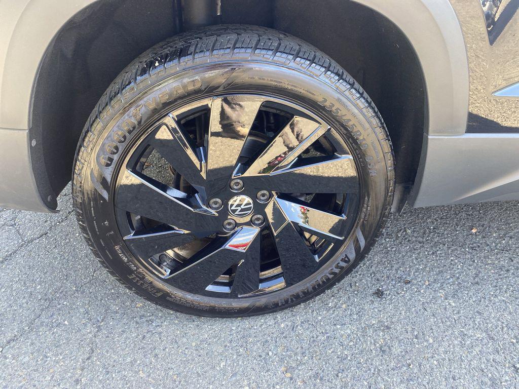 used 2024 Volkswagen Taos car, priced at $26,724