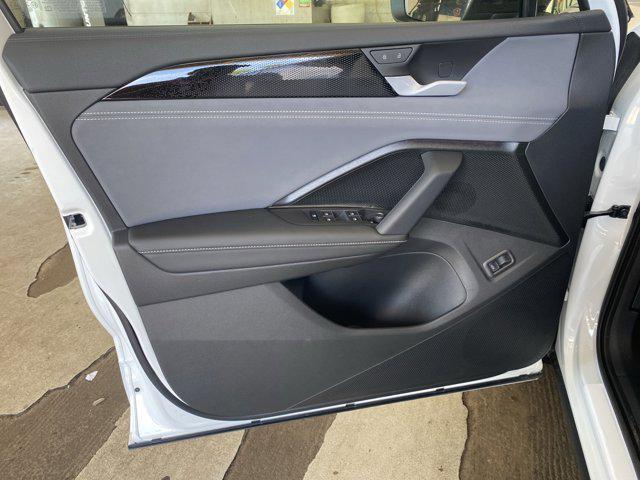 new 2025 Volkswagen Tiguan car, priced at $39,536