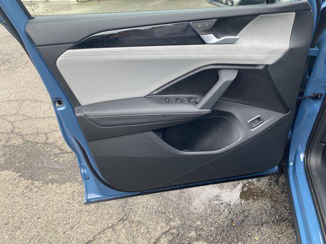 new 2025 Volkswagen Tiguan car, priced at $39,931