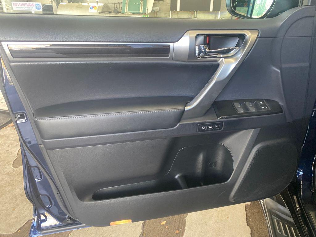 used 2023 Lexus GX 460 car, priced at $48,988