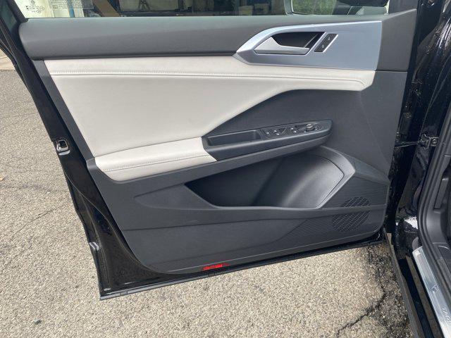new 2025 Volkswagen Taos car, priced at $33,324
