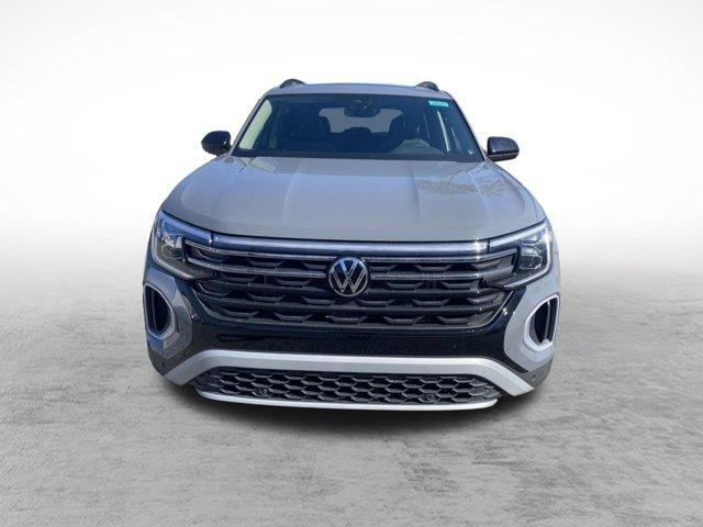 new 2024 Volkswagen Atlas car, priced at $50,493