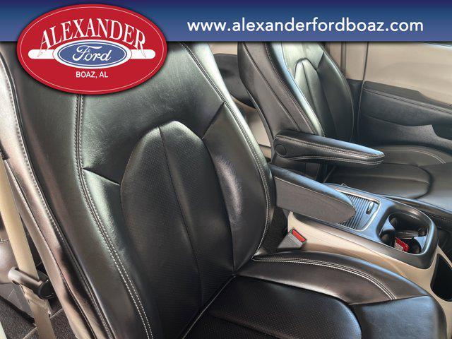 used 2023 Chrysler Pacifica car, priced at $32,988