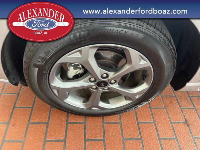 used 2024 Ford Escape car, priced at $25,489