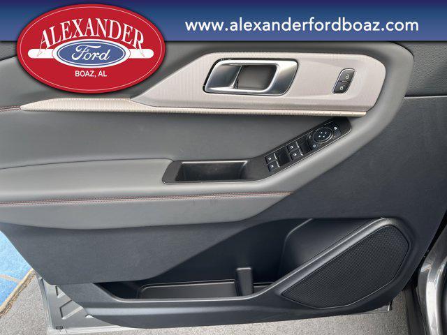 new 2025 Ford Explorer car, priced at $44,086