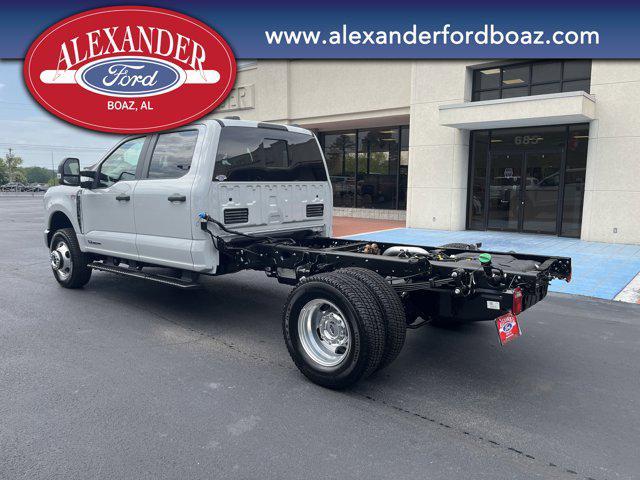 new 2025 Ford F-350 car, priced at $69,995
