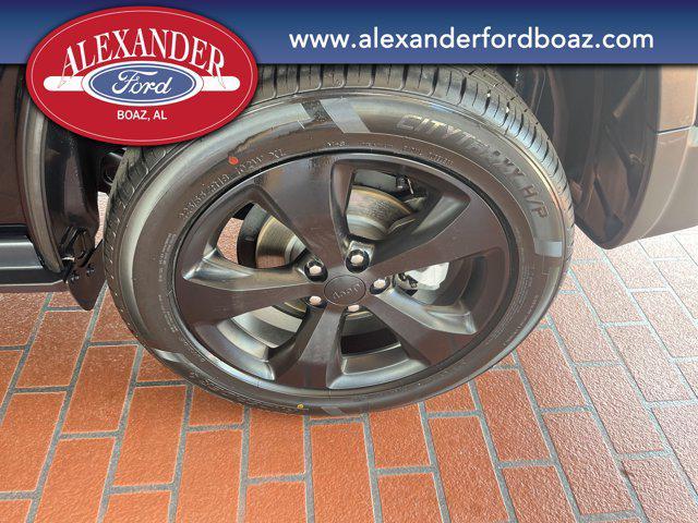 used 2021 Jeep Cherokee car, priced at $19,892