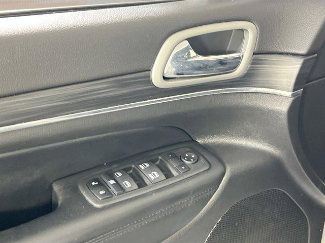 used 2022 Jeep Grand Cherokee car, priced at $27,516