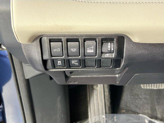 used 2022 Subaru Ascent car, priced at $32,139
