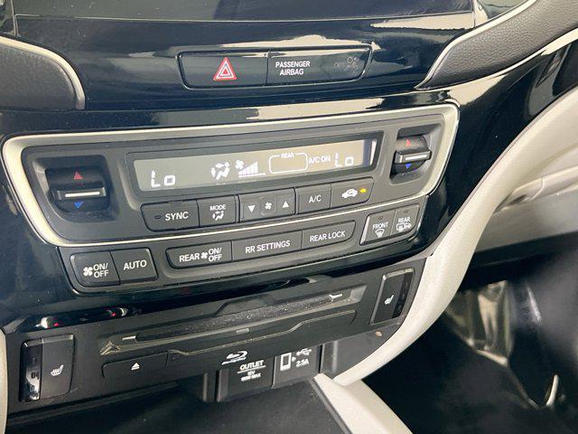 used 2021 Honda Pilot car, priced at $33,461