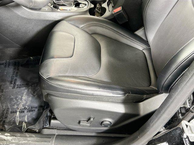used 2022 Jeep Cherokee car, priced at $28,236