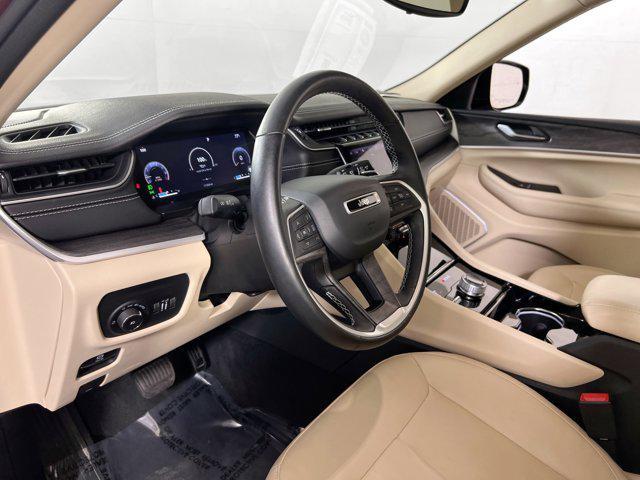 used 2022 Jeep Grand Cherokee car, priced at $37,551