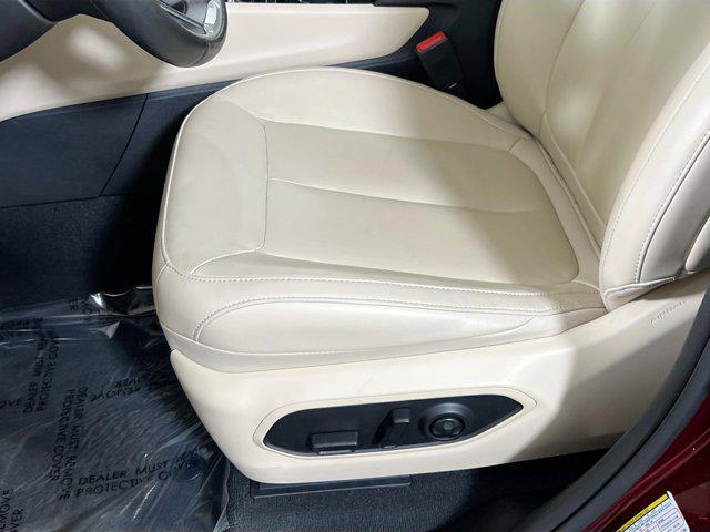 used 2022 Jeep Grand Cherokee car, priced at $37,551