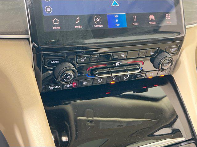 used 2022 Jeep Grand Cherokee car, priced at $37,551