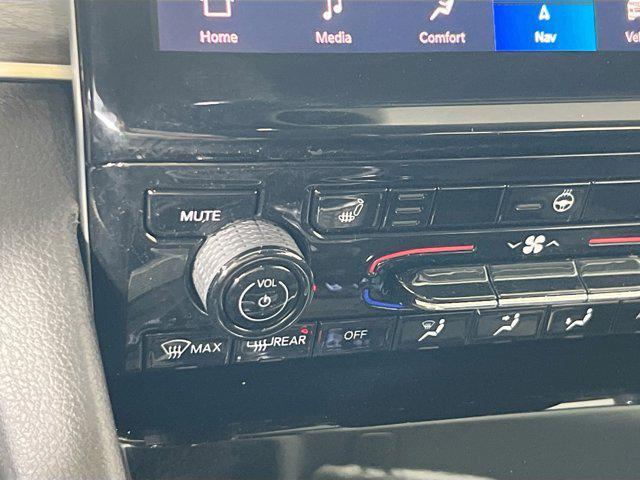 used 2021 Jeep Grand Cherokee L car, priced at $29,949