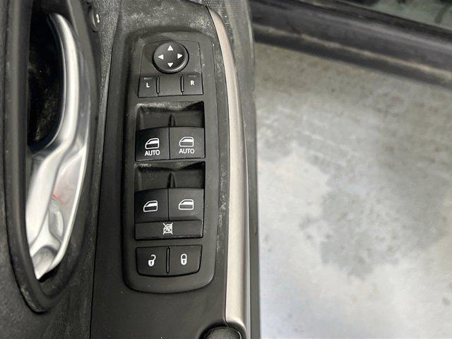 used 2021 Jeep Cherokee car, priced at $26,245