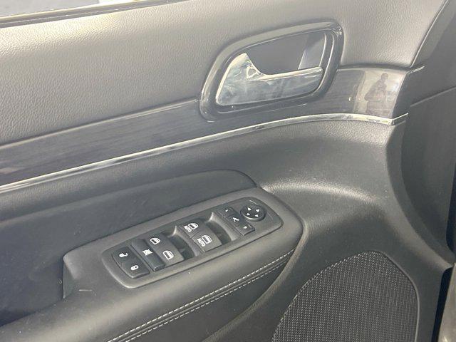 used 2021 Jeep Grand Cherokee car, priced at $32,995