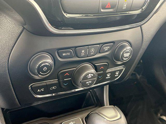 used 2022 Jeep Cherokee car, priced at $26,944