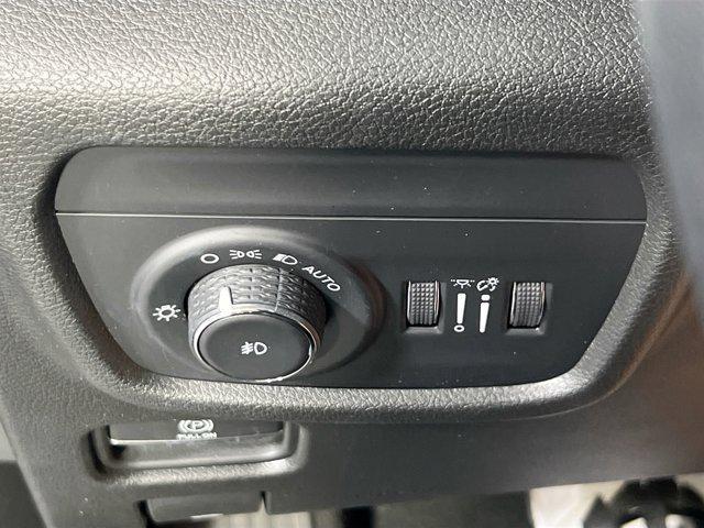 used 2022 Jeep Grand Cherokee car, priced at $34,312