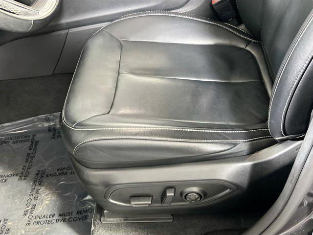 used 2022 Jeep Grand Cherokee car, priced at $34,312