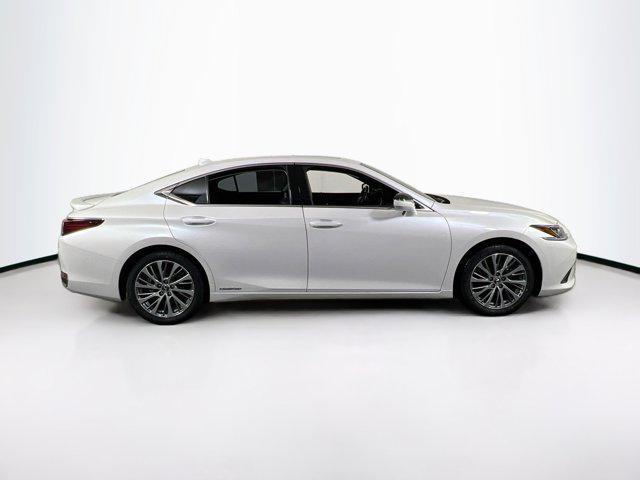 used 2021 Lexus ES 300h car, priced at $29,447