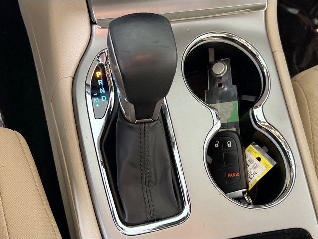 used 2022 Jeep Grand Cherokee car, priced at $27,168