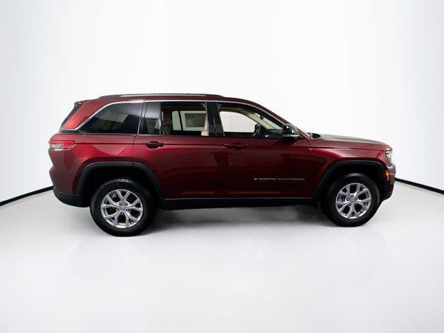 used 2022 Jeep Grand Cherokee car, priced at $35,094