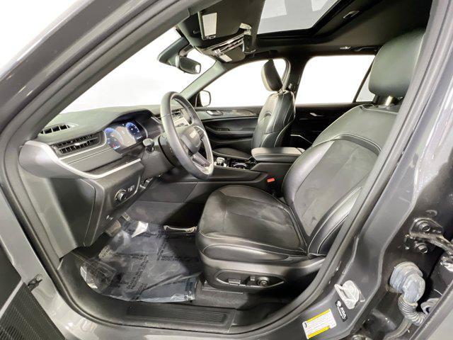 used 2022 Jeep Grand Cherokee car, priced at $34,630
