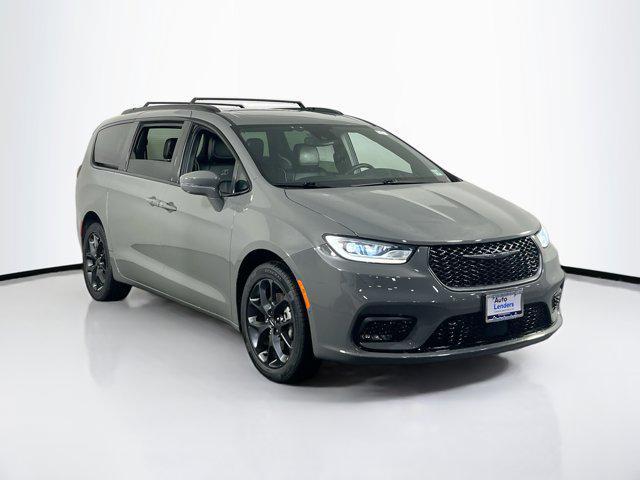 used 2021 Chrysler Pacifica car, priced at $34,942